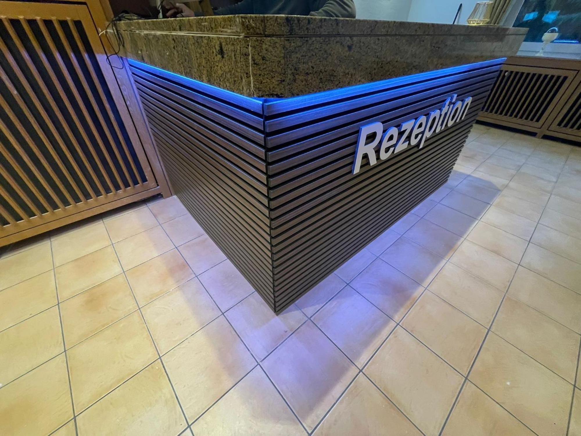 Sun Hotel Ессен Екстер'єр фото