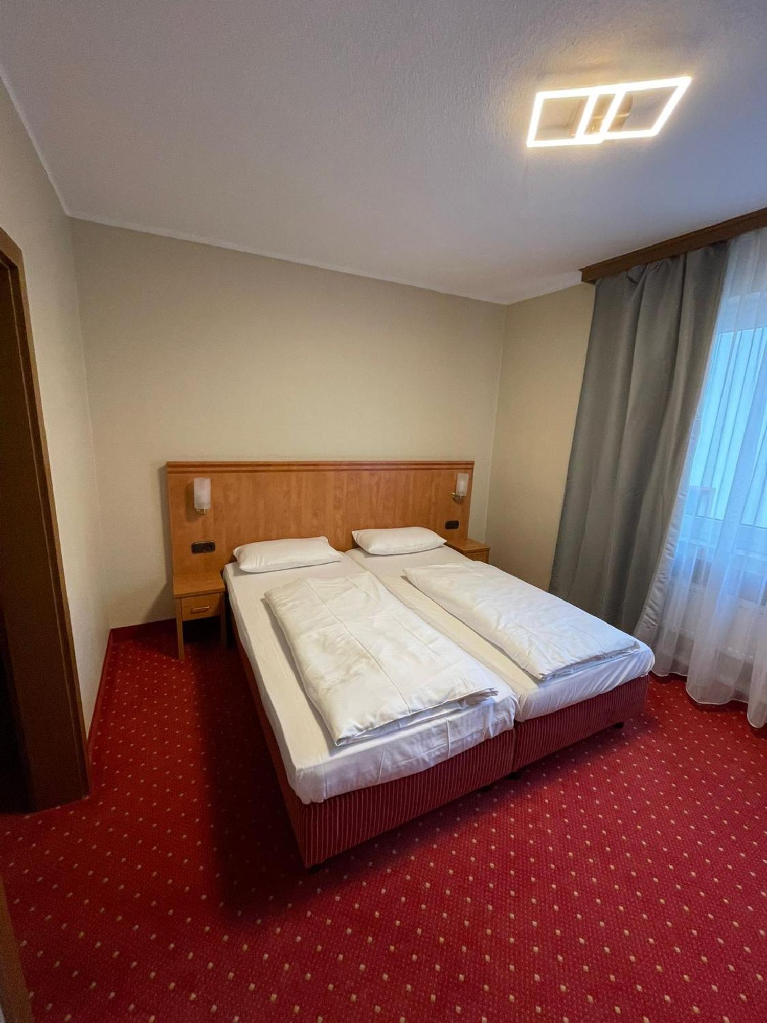 Sun Hotel Ессен Екстер'єр фото